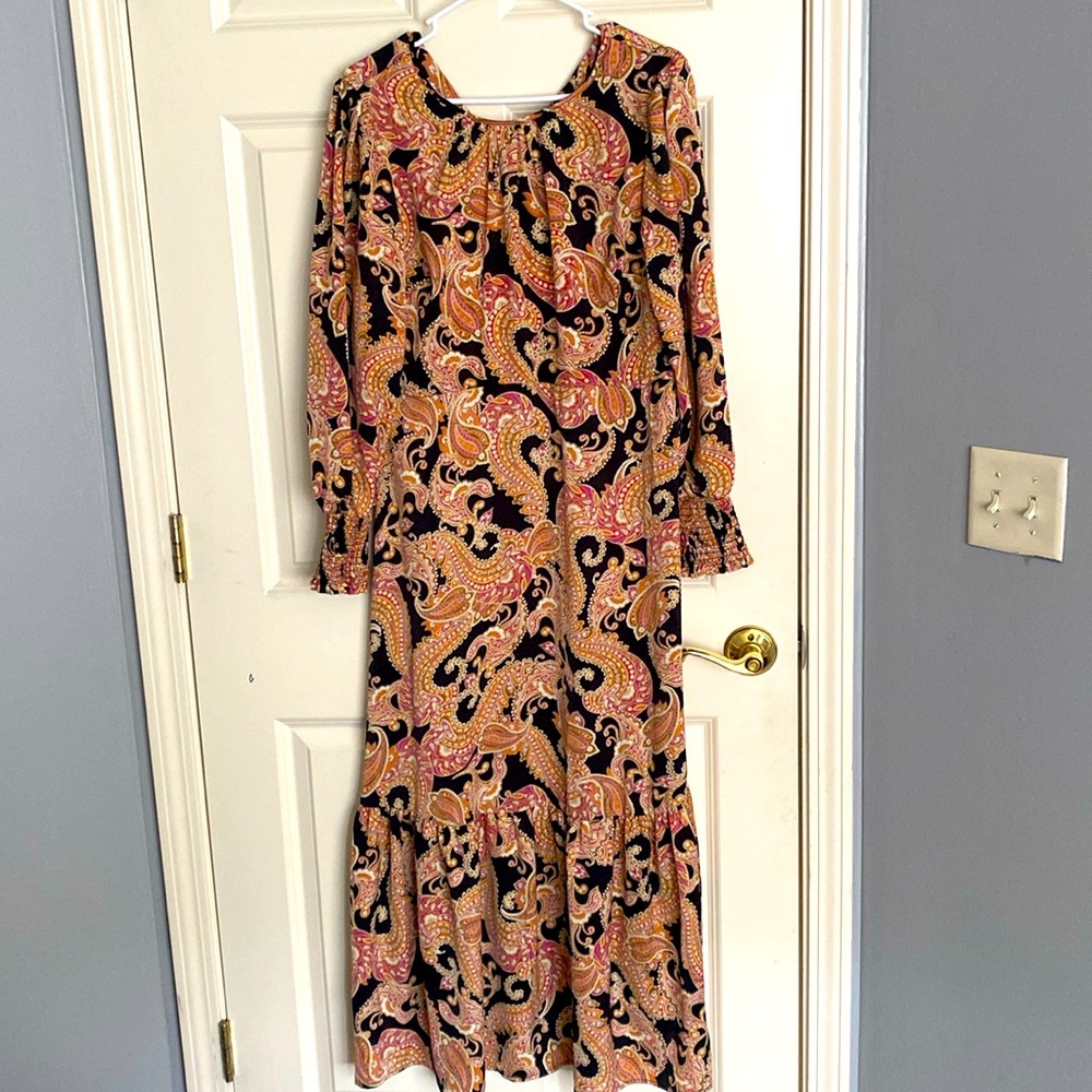 Dress - Picture 2 of 5
